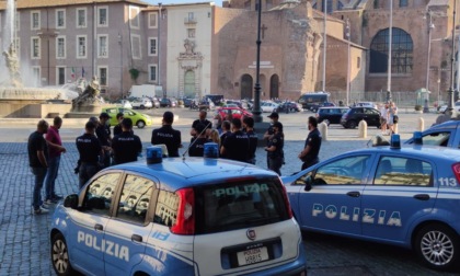 ROMA: PICCHIA E MINACCIA LA EX, ARRESTATO