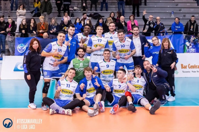 PALLAVOLO: TUSCANIA OK. MALE SANT’ELIA