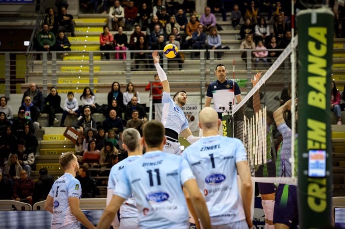 PALLAVOLO SUPERLEGA: TOP VOLLEY SCONFITTA DAL MONZA. I PLAY OFF SI ALLONTANANO