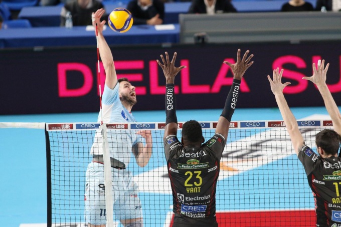 PALLAVOLO SUPERLEGA: CIVITANOVA-TOP VOLLEY CISTERNA 3-1