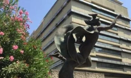 ROMA: TALPA IN PROCURA, ARRESTATO IL FIDANZATO