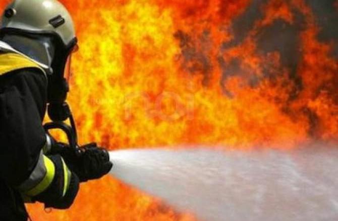 ROMA: INCENDIO IN UN’ABITAZIONE, EVACUATE 50 PERSONE