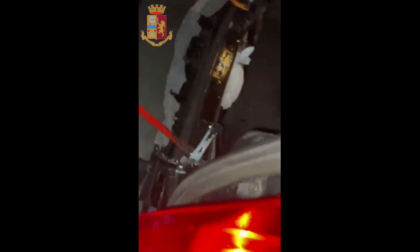 ROMA: SEQUESTRATI 14 CHILI DI DROGA E BANCONOTE FALSE