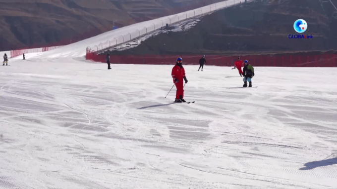 Cina: Shanxi, praticare sport invernali ai piedi della Grande Muraglia