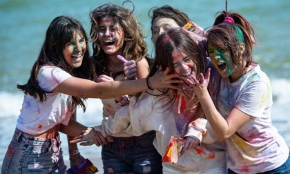 Macao: "Happy Holi", celebrazioni per il Festival dei colori 