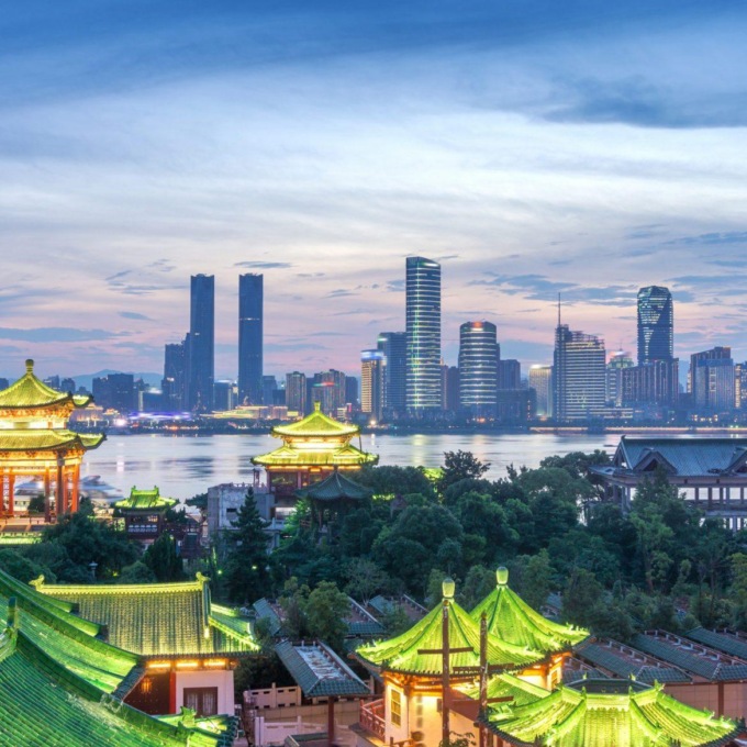 Cina: semplificherà le politiche su visti e ingressi