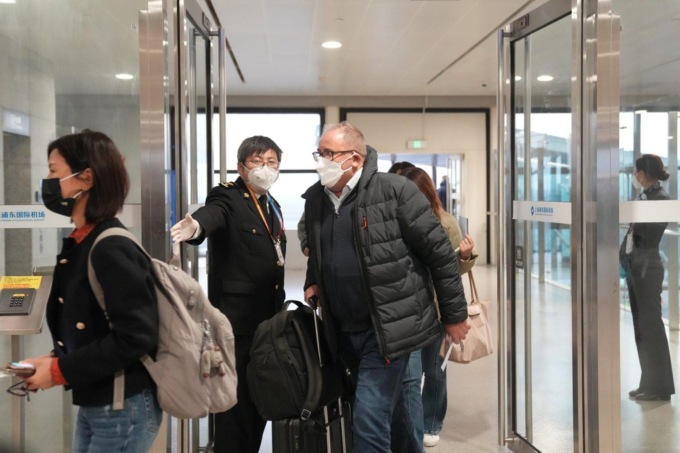 Cina: ripristinata l’emissione di visti per gli stranieri