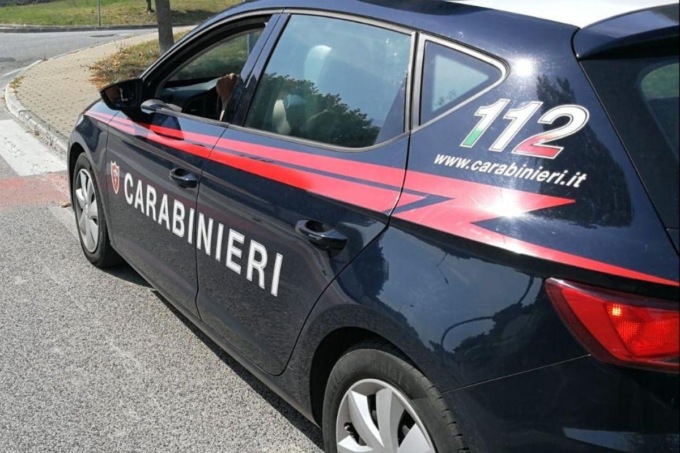 VITERBO: MADRE E FIGLIO ARRESTATI PER ESTORSIONE
