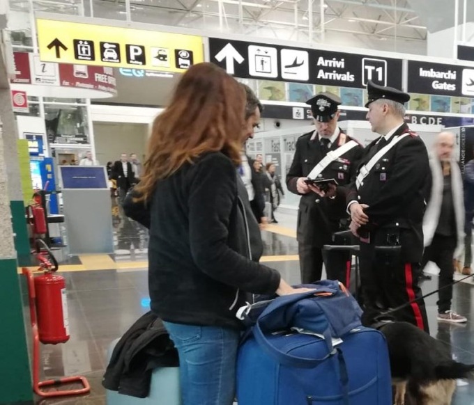 FIUMICINO: CONTROLLI AL “LEONARDO DA VINCI”, QUATTRO DENUNCE