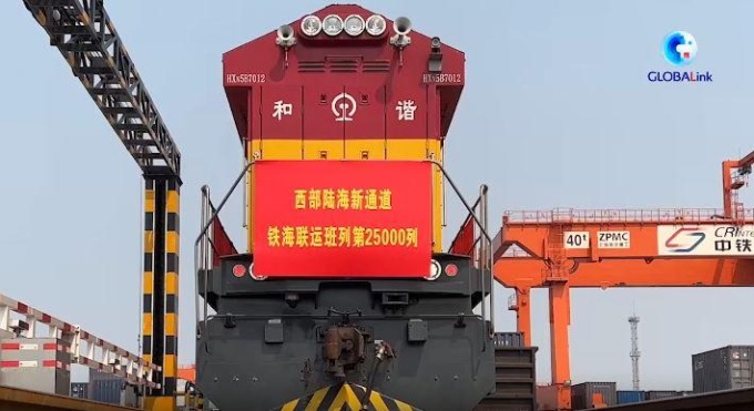 Cina: treni intermodali, 25.000 viaggi lungo corridoio commerciale
