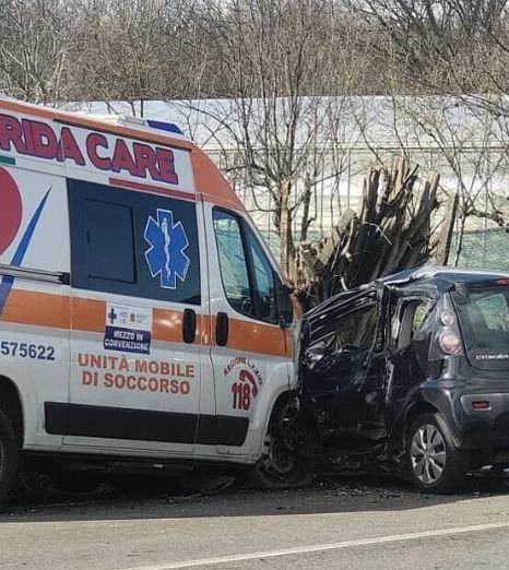 PALESTRINA: SCONTRO SULLA CASILINA, NON CE L’HA FATTA LA DONNA AL VOLANTE DELL’AUTO