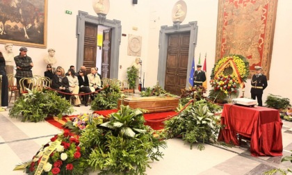 ROMA: GIANNI MINA’, APERTA LA CAMERA ARDENTE IN CAMPIDOGLIO