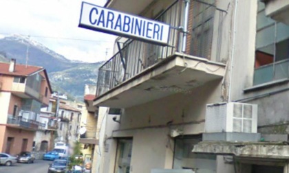 ROCCAGORGA: PISTOLE E FUCILE IN CASA, DENUNCIATO