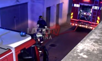 LATINA: INCENDIO IN APPARTAMENTO, DUE INTOSSICATI