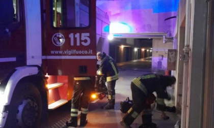 LATINA: INCENDIO IN APPARTAMENTO, GRAVE UNA DONNA. INTOSSICATO IL FIGLIO