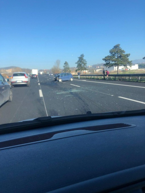 FERENTINO: INCIDENTE IN AUTOSTRADA, COINVOLTE TRE AUTO ED UN TIR