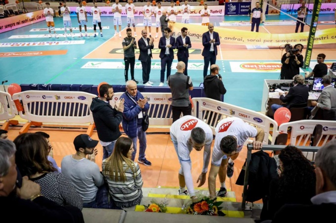 PALAVOLO SUPERLGEA: VINCE LA TOP VOLLEY NEL RICORDO DI PATRIZIA