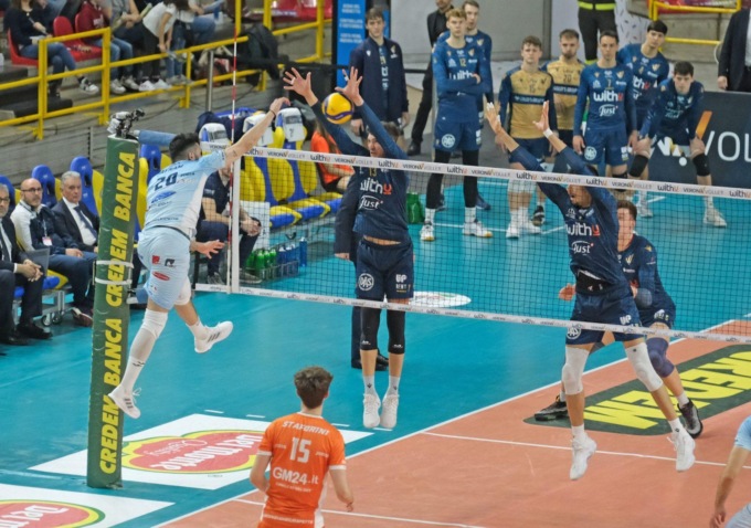 PALLAVOLO SUPERLEGA: PLAY OFF 5° POSTO, STASERA VERONA-CISTERNA