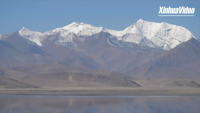 Alla scoperta della bellezza del lago sacro del Tibet