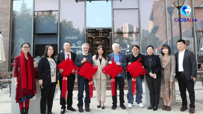 Cina: accademico svizzero persegue carriera a Shenzhen