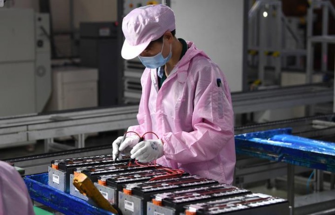 CINA: SETTORE BATTERIE AGLI IONI DI LITIO IN CRESCITA NEI PRIMI DUE MESI