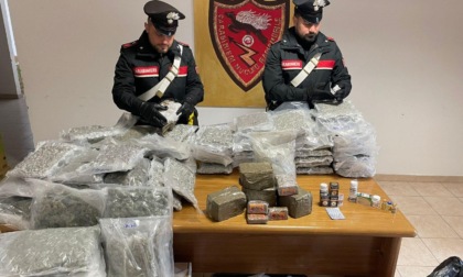 ROMA: CONTROLLI A TOR BELLA MONACA E TOR VERGATA, 5 ARRESTI E 56 CHILI DI DROGA SEQUESTRATA