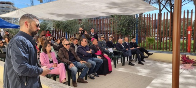 APRILIA: “TI ASCOLTO”, INAUGURATA PRESSO IL REPARTO TERRITORIALE DEI CARABINIERI UNA STANZA PROTETTA PER LE VITTIME DI VIOLENZE E ABUSI