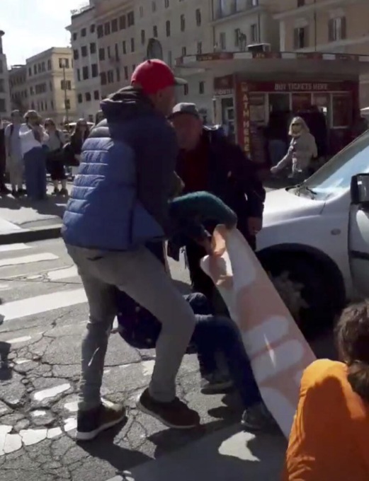 ROMA: FERMATI DIECI ATTIVISTI AMBIENTALI