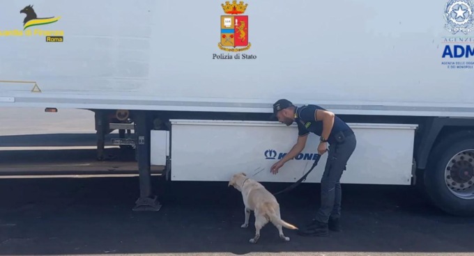 CIVITAVECCHIA: SEQUESTRATE 4 TONNELLATE DI HASHISH