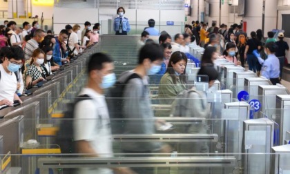 Cina: esodo di viaggiatori in vista della Festa del Lavoro