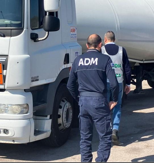 FONDI / SS COSMA E DAMIANO: GASOLIO CONTAMINATO, SEQUESTRATI 26 MILA LITRI