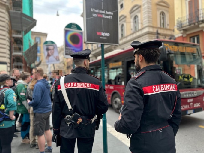 ROMA: CONTROLLI ANTIBORSEGGIO, SETTE ARRESTI