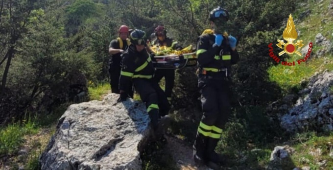 CONFIGNI: SCALATORE SI FERISCE DURANTE UN’ARRAMPICATA, SALVATO
