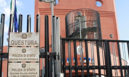 FROSINONE: MINACCIA DI SFIGURARLA CON L’ ACIDO, ARRESTATO