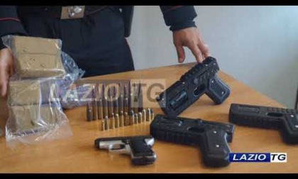 ROMA: ARMI E MUNIZIONI SUL RACCORDO, ARRESTATO 28ENNE