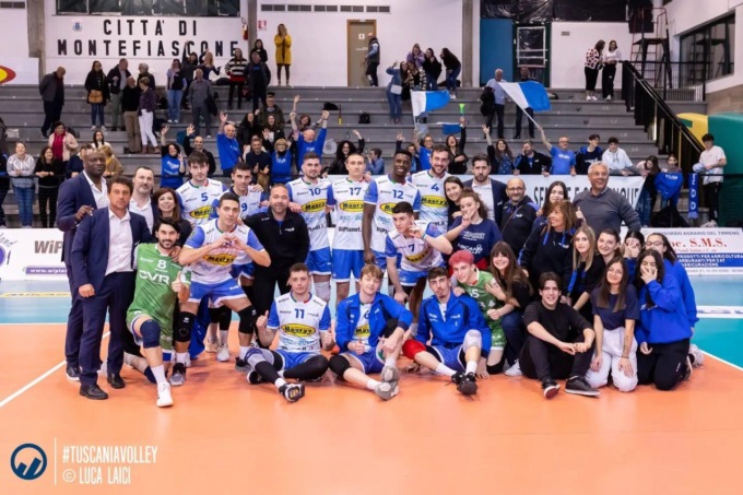 PALLAVOLO A3: PLAY OFF, TUSCANIA SUPERA LECCE 3 A 1