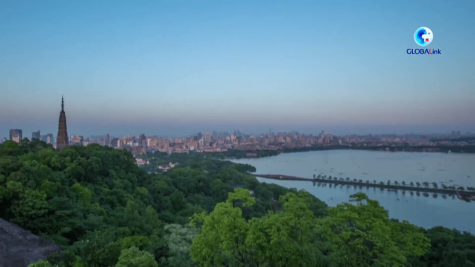 Cina: maggiori risorse per i lettori ipovedenti nello Zhejiang