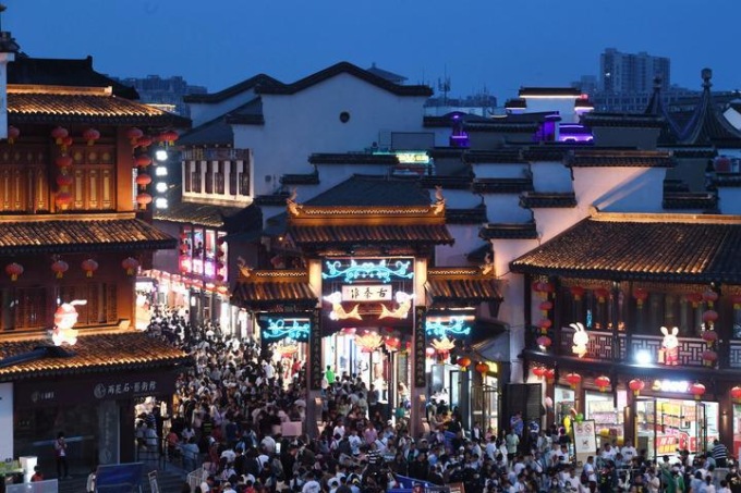 CODE DELLE VACANZE DEL PRIMO MAGGIO RIVELANO FORZA ECONOMICA DELLA CINA