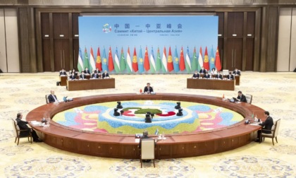 Xi: Cina aumenterà volume trasporto merci transfrontaliero con Asia centrale