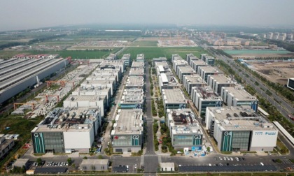 Cina: Shanghai registra costante aumento del commercio estero