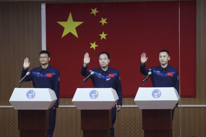Cina: rivela compiti di missione spaziale Shenzhou-16 con equipaggio