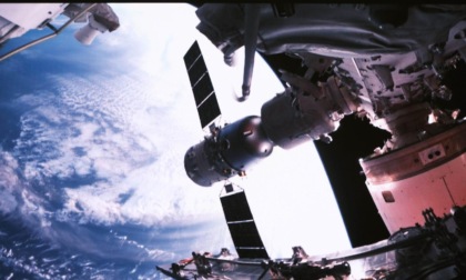 Cina: Shenzhou-16 si aggancia a combinazione di stazione spaziale (2)