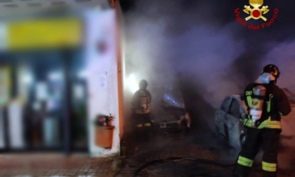 SEZZE: DUE AUTO A FUOCO NELLA NOTTE