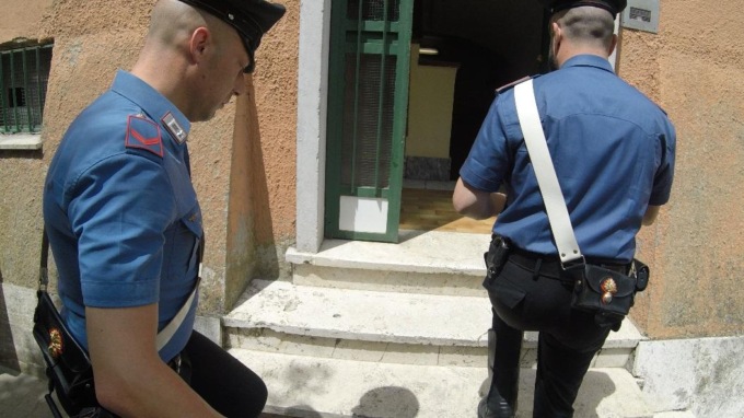ROMA: CONTROLLI ANTIDROGA, 4 ARRESTI