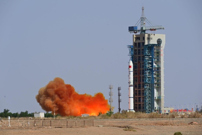Cina: decollo razzo vettore nel Centro lancio satellitare Jiuquan 