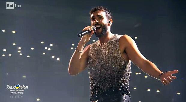 RONCIGLIONE: FESTA PER IL TRIONFO DI MENGONI ALL’EUROVISION