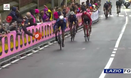 ROMA: GIRO D'ITALIA, STRADE CHIUSE E BUS DEVIATI