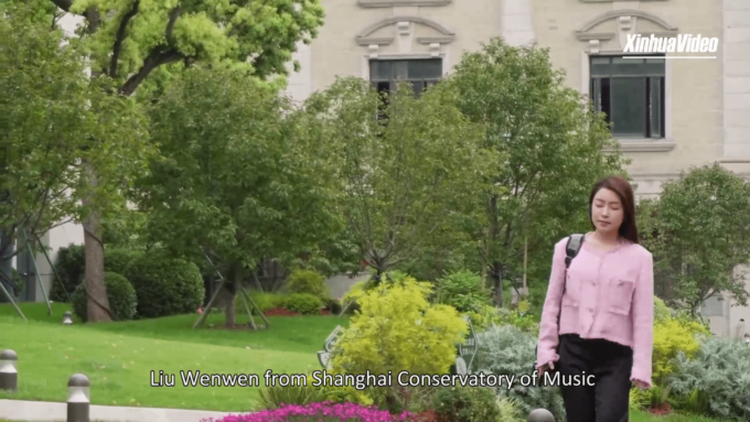 Prima donna dottore di ricerca in suona della Cina