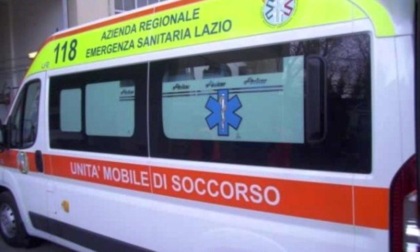 ROMA: SI RIBALTA CON L'AUTO, DONNA IN CODICE ROSSO