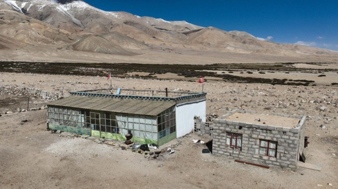 Cina: cinque generazioni di case nella prefettura di Ngari